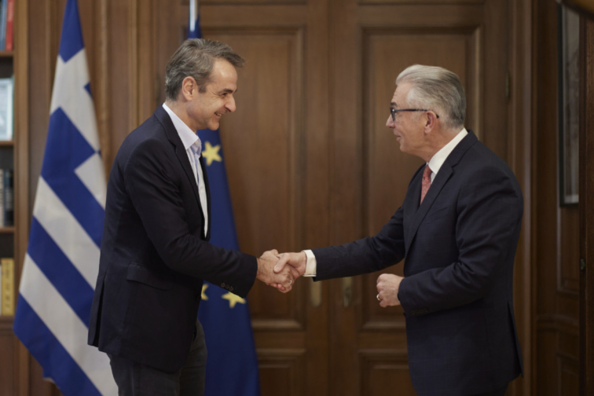 Τετ α τετ Μητσοτάκη-Ρουσόπουλου: Οι ευχές για τα νέα καθήκοντα
