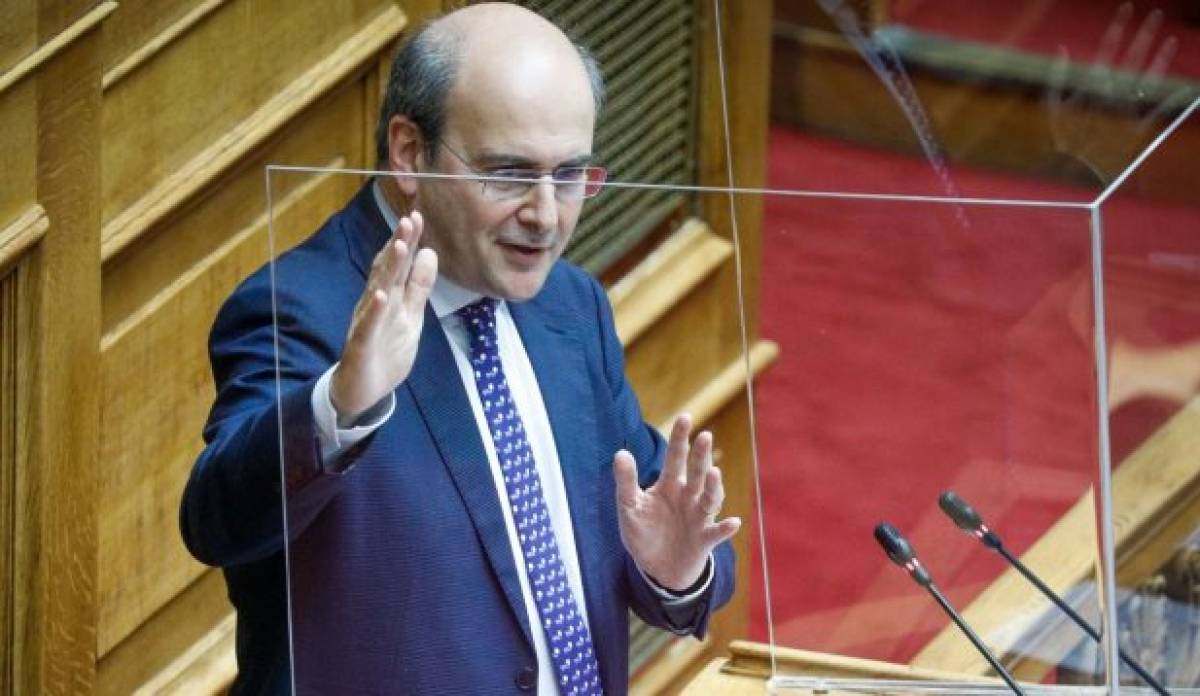 Χατζηδάκης: Ενίσχυση με €15.000 σε νέους άνεργους για δημιουργία start-up