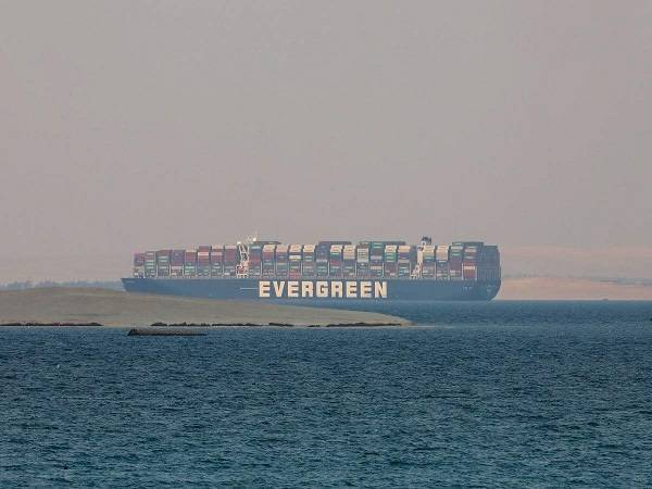 Ever Given: Παραμένει υπό κράτηση-Απορρίφθηκε έφεση της ιδιοκτήτριας εταιρείας