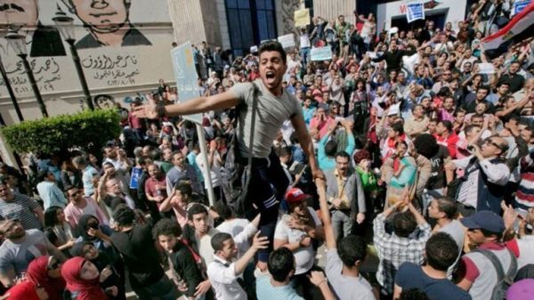 Αίγυπτος: Ποινές φυλάκισης για 152 διαδηλωτές