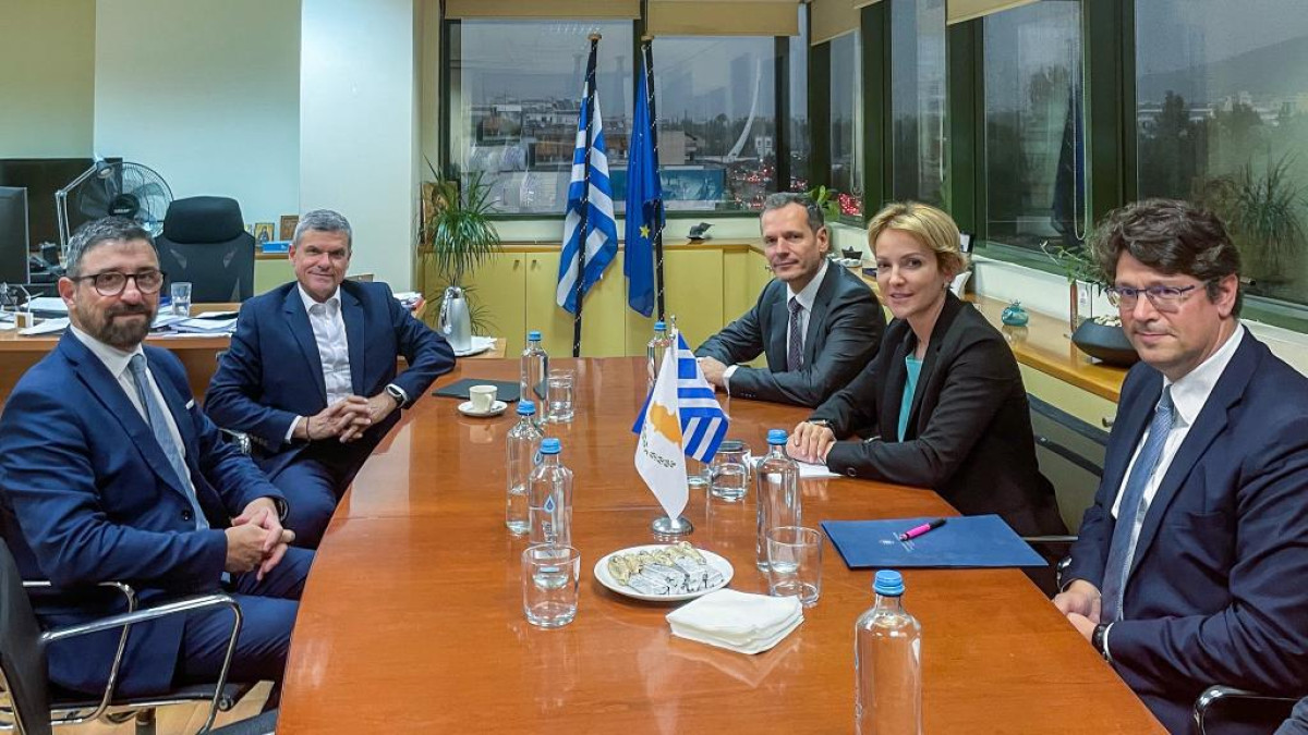 Συνάντηση Σδούκου-ΥΠΕΝ Κύπρου: Τα επόμενα «βήματα» για την ηλεκτρική διασύνδεση