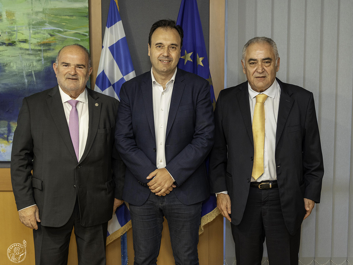 Συνάντηση Ε.Ε.Α. – Παπαστεργίου: «Φως» στο πρόβλημα των ανασφάλιστων οχημάτων το αμέσως επόμενο διάστημα