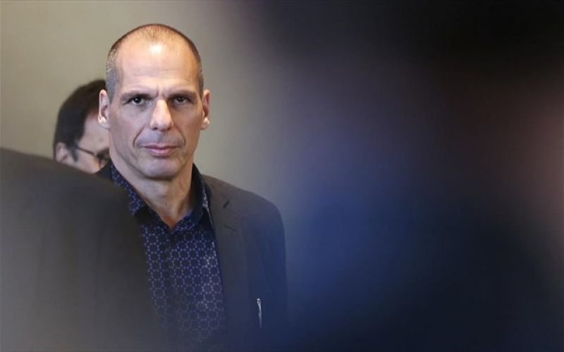 «Σεισμός» από τις δηλώσεις Βαρουφάκη εντός και εκτός συνόρων
