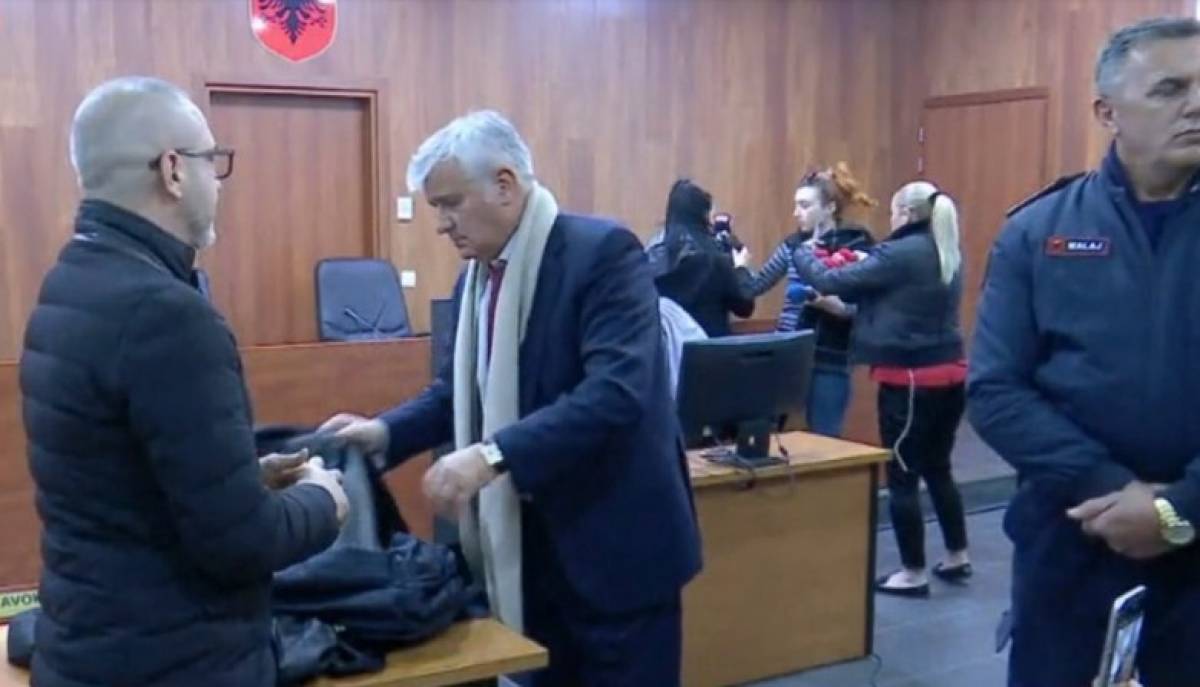 Αλβανία: Φυλάκιση χωρίς αναστολή σε πρώην υπουργό για κατάχρηση εξουσίας