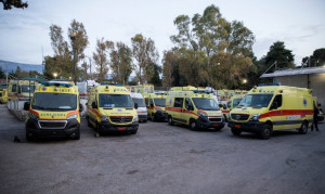 Περιφέρεια Αττικής: Χρηματοδοτεί την προμήθεια 52 ασθενοφόρων στο ΕΚΑΒ
