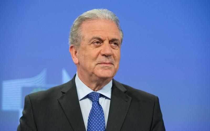 Αβραμόπουλος: Σύμβολο για την ΕΕ η νέα Συνοριοφυλακή και Ακτοφυλακή