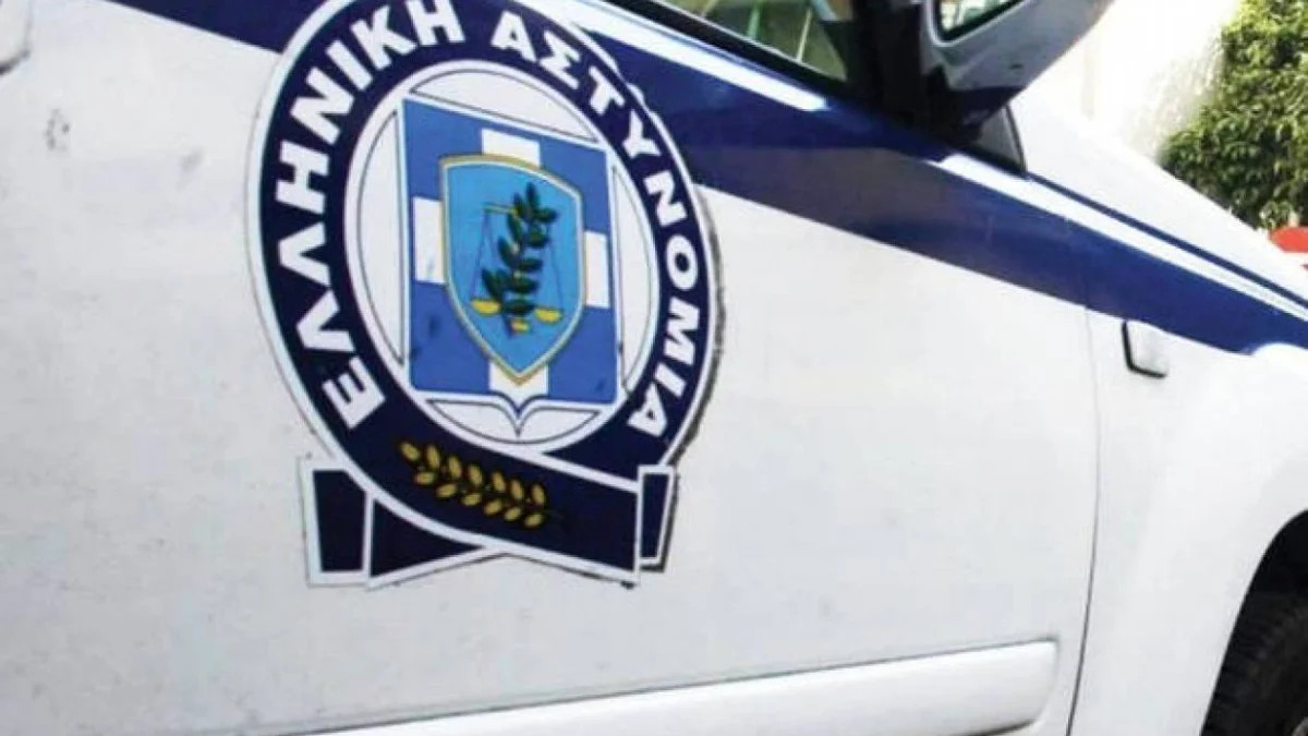 Ελευσίνα: Παραδόθηκε ο 22χρονος για την αιματηρή επίθεση – Ανθρωποκυνηγητό για τον 18χρονο συνεργό του