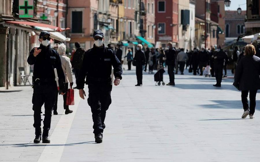 Μείωση κρουσμάτων και θανάτων σε Ιταλία και Ισπανία