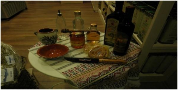 Άλλο ΠΟΠ προϊόν και άλλο “pop” μουσική …