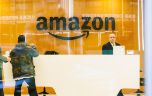 Amazon: «Τσεκούρι» σε επιπλέον 9.000 θέσεις εργασίας