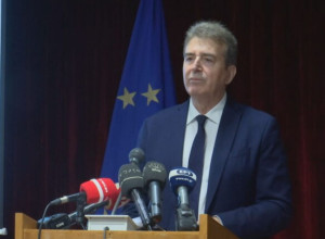 «Όχι» Χρυσοχοΐδη στην κάθοδο των τρακτέρ στην Αθήνα