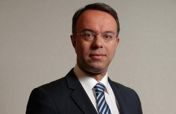 Σταϊκούρας: Αλαζονική και προσβλητική η συμπεριφορά Τσακαλώτου