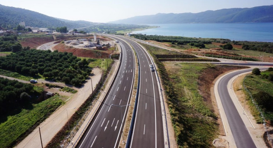Διακοπή κυκλοφορίας στην Ιονία Οδό λόγω κατολίσθησης: Κλειστό το τμήμα Άρτα - Αμφιλοχία