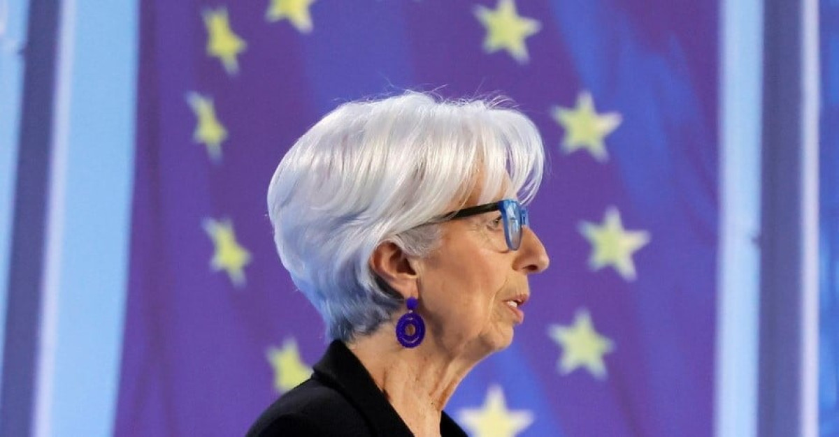 Bloomberg: Αμφιβολίες για το πότε θα τελειώσουν οι επιτοκιακές αυξήσεις