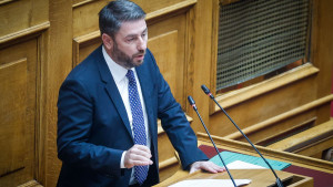 Ανδρουλάκης: Επανακατάθεση επίκαιρης ερώτησης στον Μητσοτάκη για την ακρίβεια