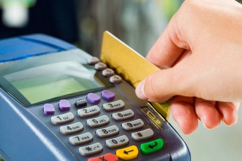 Υποχρεωτικά τα POS στις επιχειρήσεις-Στόχος η επέκταση του πλαστικού χρήματος