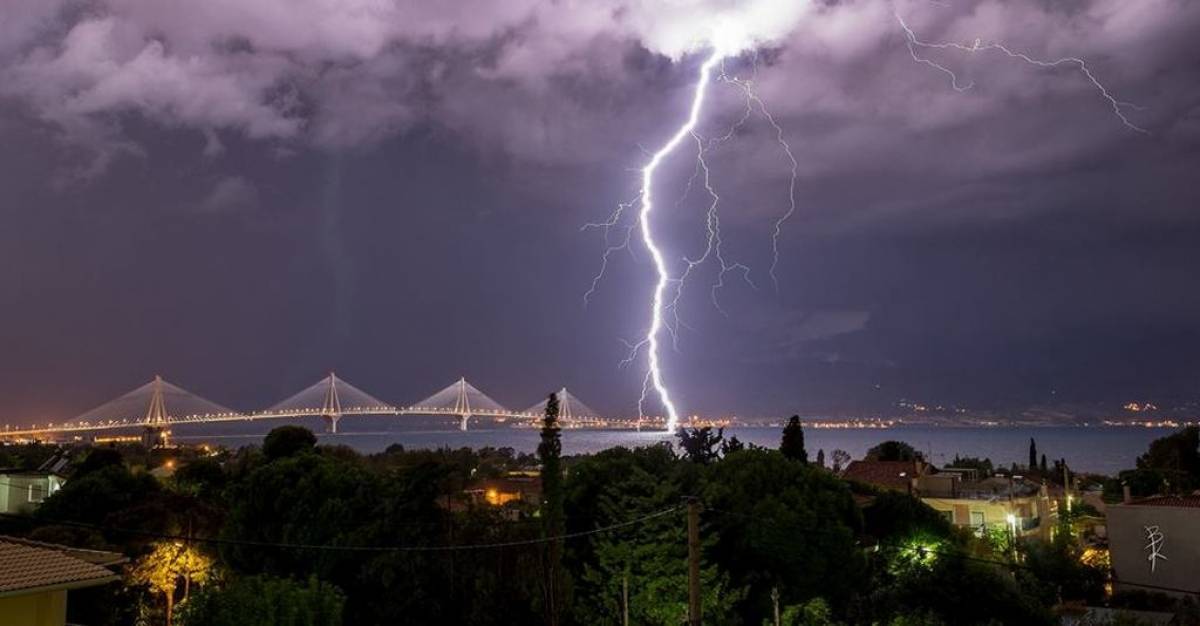 Ρεκόρ κεραυνών στην Ελλάδα τον Ιούλιο