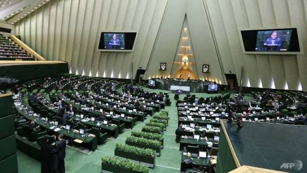Ιράν:Επιθέσεις με νεκρούς στο κοινοβούλιο και το μαυσωλείο του Χομεϊνί