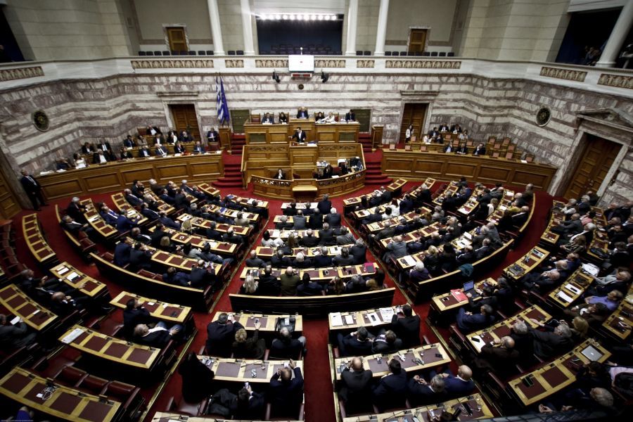Ψηφίστηκε επί της αρχής το εργασιακό νομοσχέδιο στις αρμόδιες επιτροπές