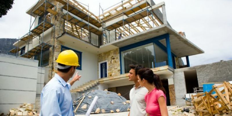 PwC: «Χάθηκαν» 18 δισ. ευρώ από το ελληνικό real estate