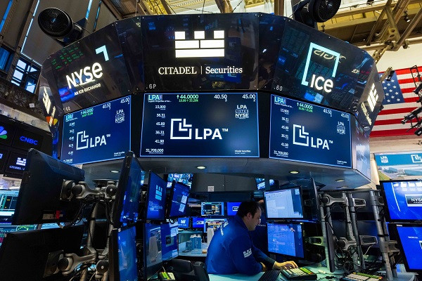 Wall Street: Δεύτερη μέρα απωλειών για τους S&amp;P 500-Nasdaq
