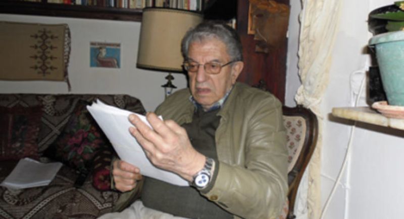 Πέθανε ο καθηγητής Βασίλης Φίλιας
