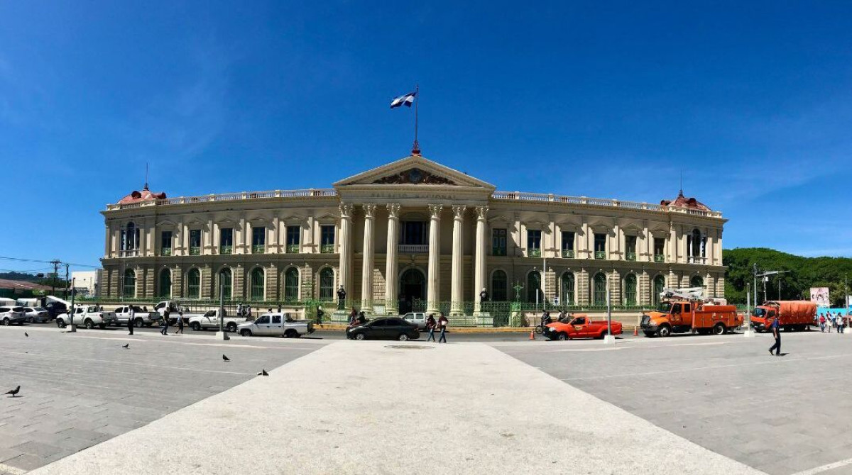 Φλόριντα: Μπλοκάρεται η αγορά γης και ακινήτων από Κινέζους με «βούλα» του Εφετείου