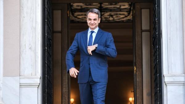 Μητσοτάκης: Επιπλέον κονδύλια στις συνεπείς Περιφέρειες- «Δείξτε αλληλεγγύη στα νησιά»