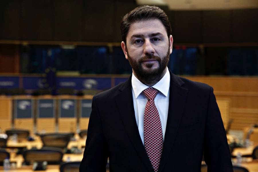 Ανδρουλάκης: Οι παροχές στοχεύουν στην εκλογική διάσωση των ΣΥΡΙΖΑ-ΑΝΕΛ