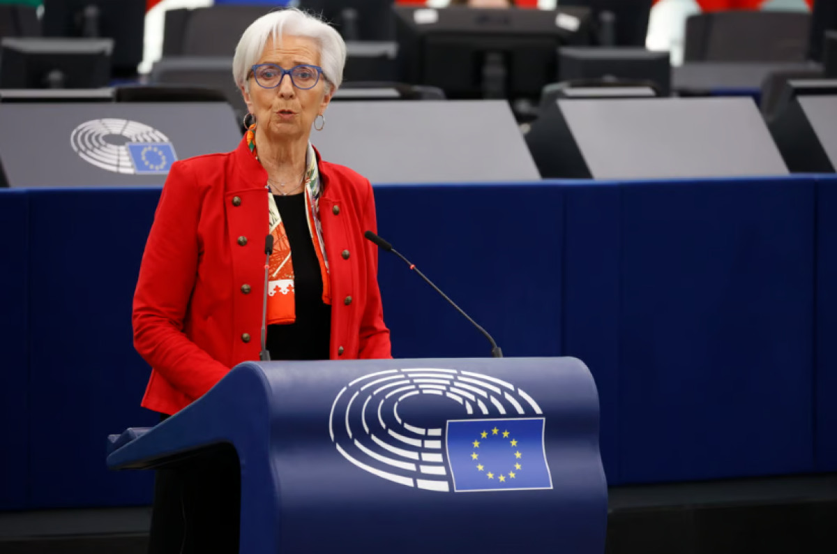 Λαγκάρντ: Η ΕΚΤ θα συνεχίσει να αυξάνει τα επιτόκια