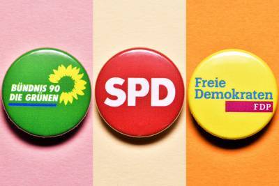 SPD, Πράσινοι και FDP βρίσκουν... κοινό βηματισμό