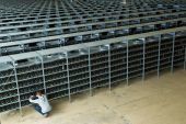 Bitcoin: Τόσο ενεργοβόρο όσο 36.000 βραστήρες νερού