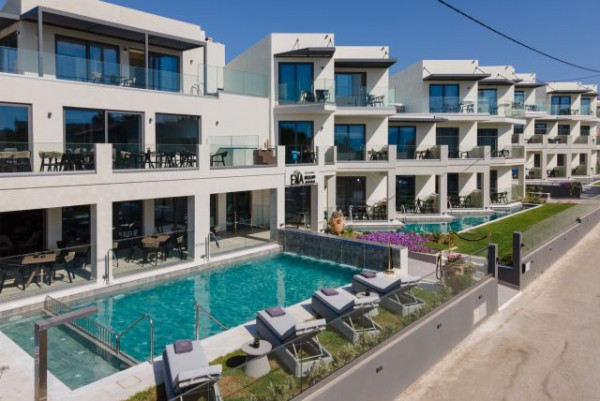 «Εξοικονομώ – Επιχειρώ» για ξενοδοχεία: Όσα πρέπει να γνωρίζουν οι ενδιαφερόμενοι
