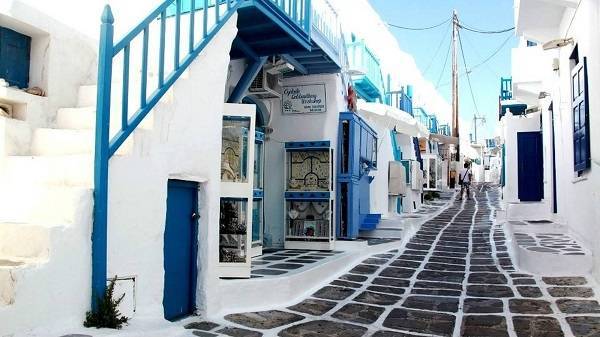Μύκονος: Έξι κρούσματα σε πασίγνωστο ξενοδοχείο-Εντατικοί έλεγχοι