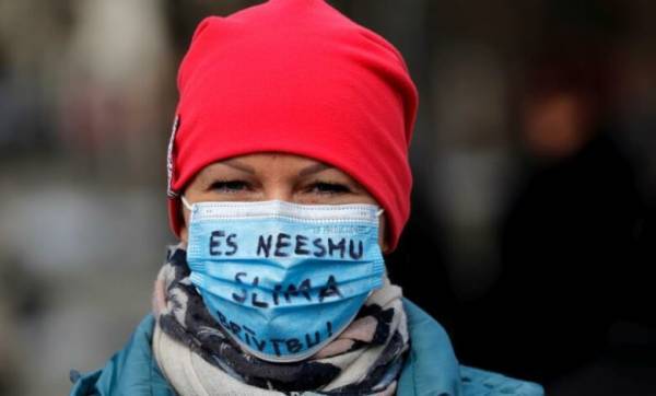 Η Λετονία νομιμοποίησε την απόλυση των ανεμβολίαστων εργαζομένων