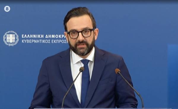 Κυβέρνηση: Τα στοιχεία «δείχνουν» άνοιγμα-Το... μπαλάκι στους ειδικούς
