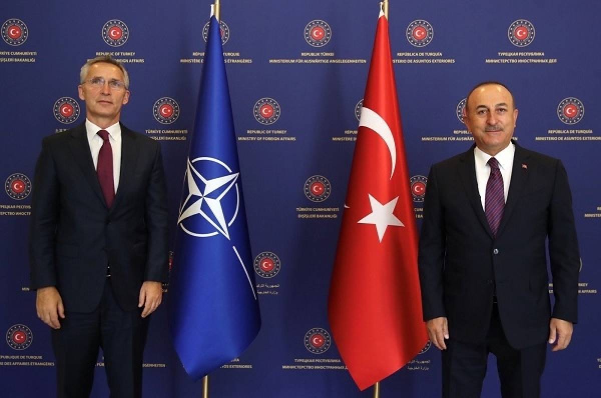 Τσαβούσογλου: Η Ελλάδα έστειλε πολεμικά πλοία στην υφαλοκρηπίδα μας