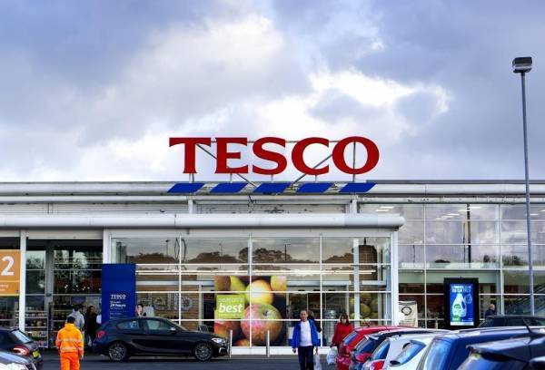 Βρετανία: «Καμπανάκι» Tesco για ελλείψεις σε φρέσκα είδη