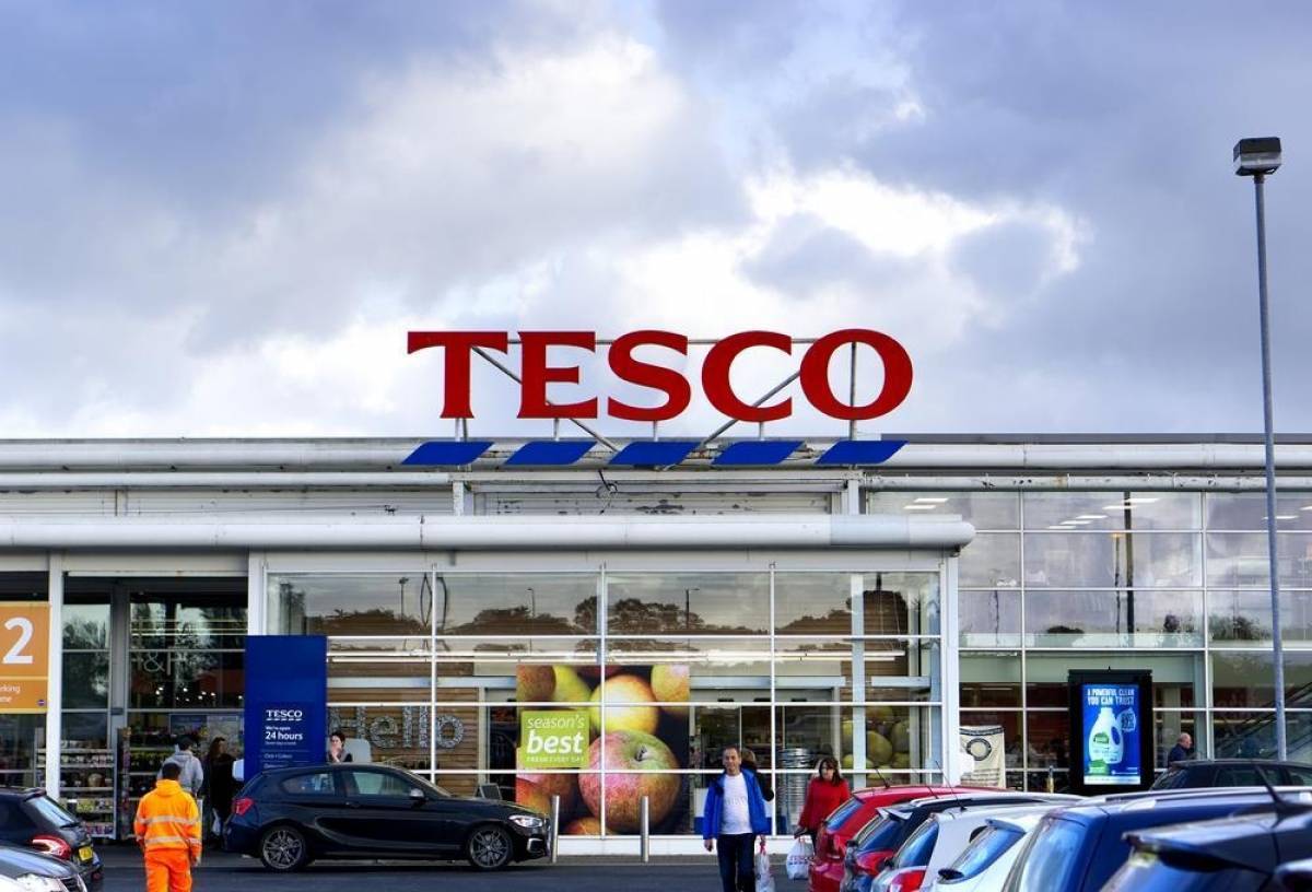 Βρετανία: «Καμπανάκι» Tesco για ελλείψεις σε φρέσκα είδη