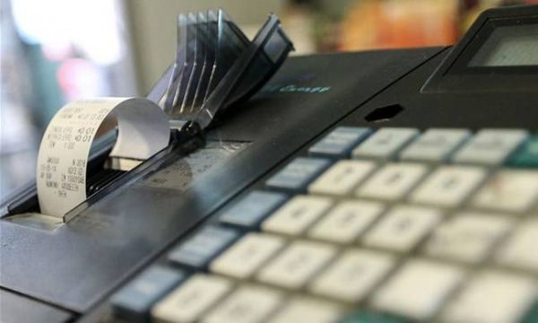 Χαμηλή φορολογία κι έλεγχοι το «δώρο» στην εστίαση