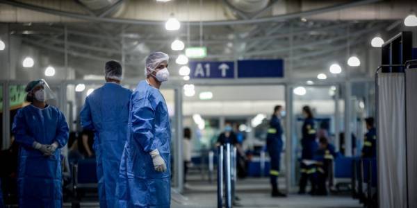 Πτήσεις εξωτερικού: Παρατείνονται οι περιορισμοί έως τις 19 Απριλίου