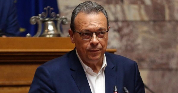 Φάμελλος: Ζητά παραπομπή βουλευτή της Ελληνικής Λύσης στην Επιτροπή Δεοντολογίας
