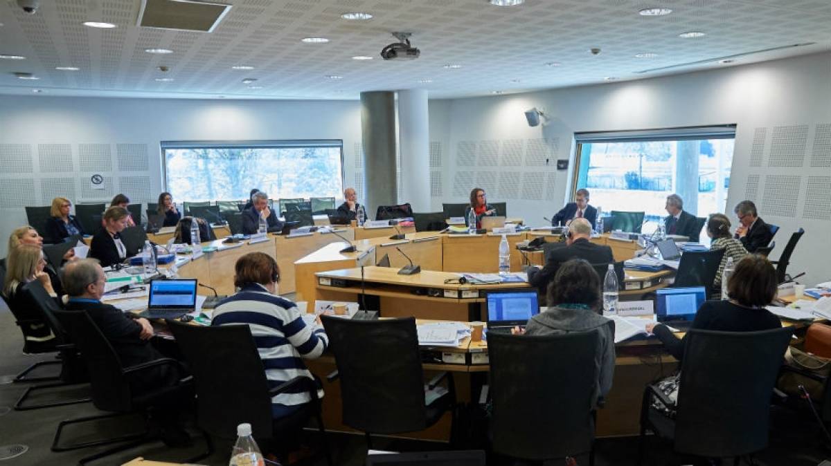 Συμβούλιο Ευρώπης:Αφήσατε στην τύχη τους τα παιδιά προσφύγων και μεταναστών!