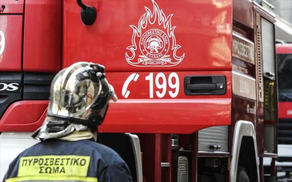 Πυρκαγιά έχει ξεσπάσει στο Μαρκόπουλο