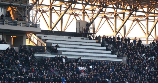 ΔΕΑΒ: Πρόστιμα σε ΠΑΟΚ και δεκατρείς φιλάθλους για προπηλακισμούς δημοσιογράφων στην Τούμπα