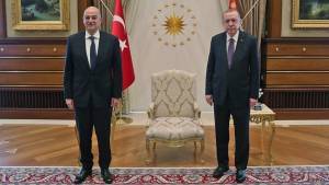 Ερντογάν: Ο Τσαβούσογλου έβαλε τον Δένδια στη θέση του!