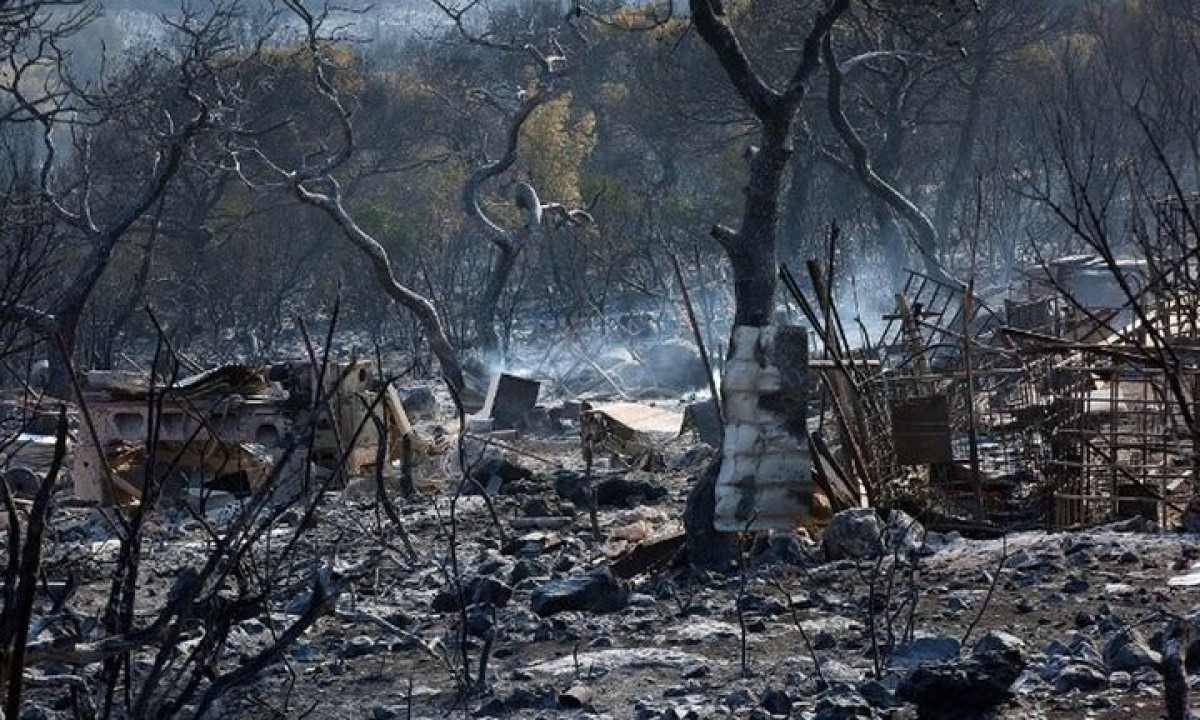 «Στάχτη» 34.724 στρέμματα από τη φωτιά στην Ανατολική Αττική
