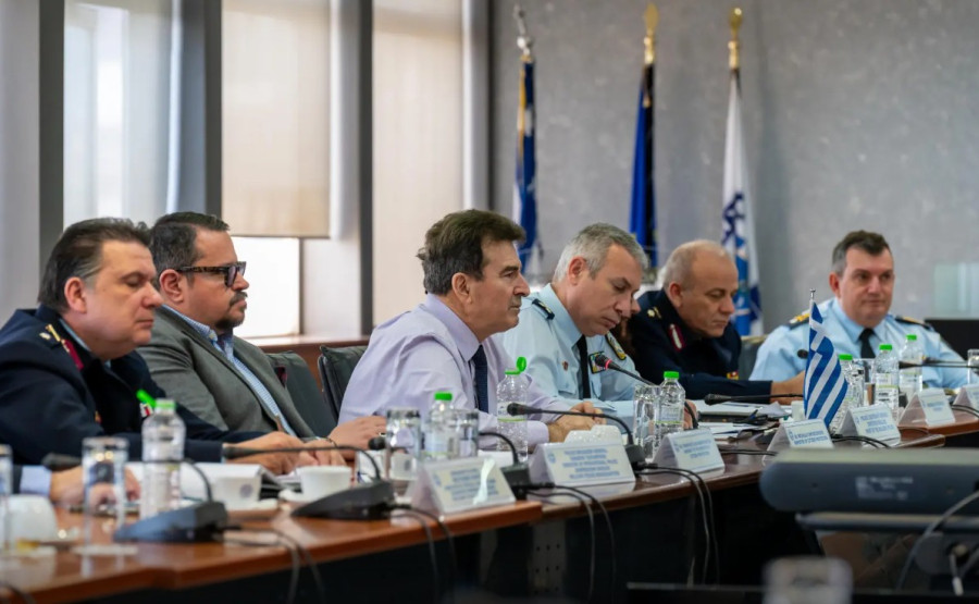 Συνάντηση Χρυσοχοΐδη-συντονιστή του Συμβουλίου της ΕΕ για καταπολέμηση της τρομοκρατίας