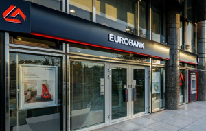 UBS: Ανεβάζει στα €5,1 την τιμή-στόχο για τη Eurobank
