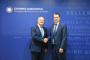 Η Ελλάδα συνεργάζεται με την Βρετανία για το μεταναστευτικό